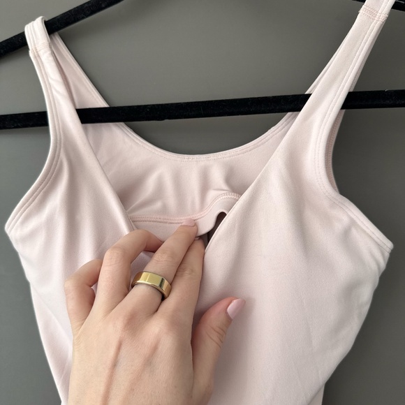 Lululemon Light Pink Workout Tank Workout Top with Built-In Bra - Picture 3 of 6